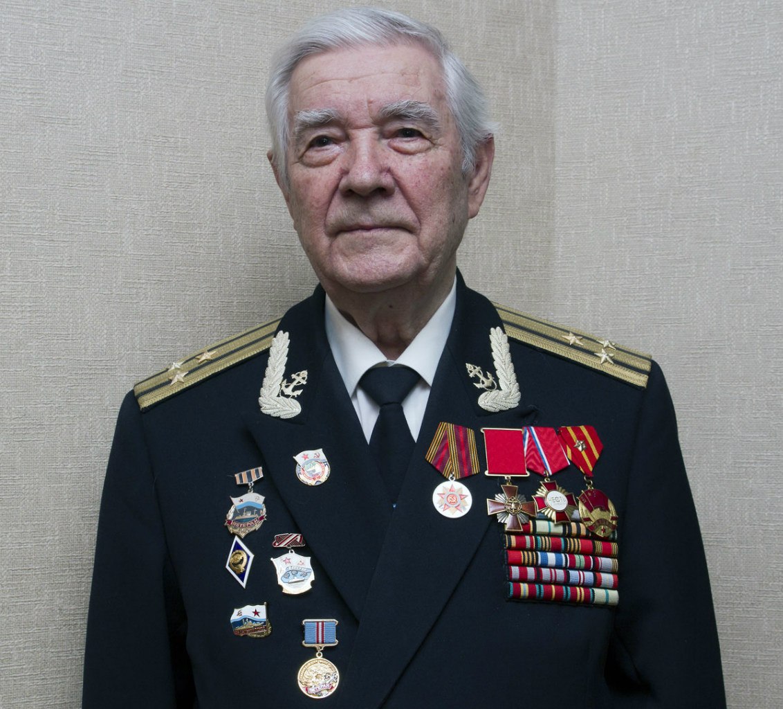 Александр Маслаков